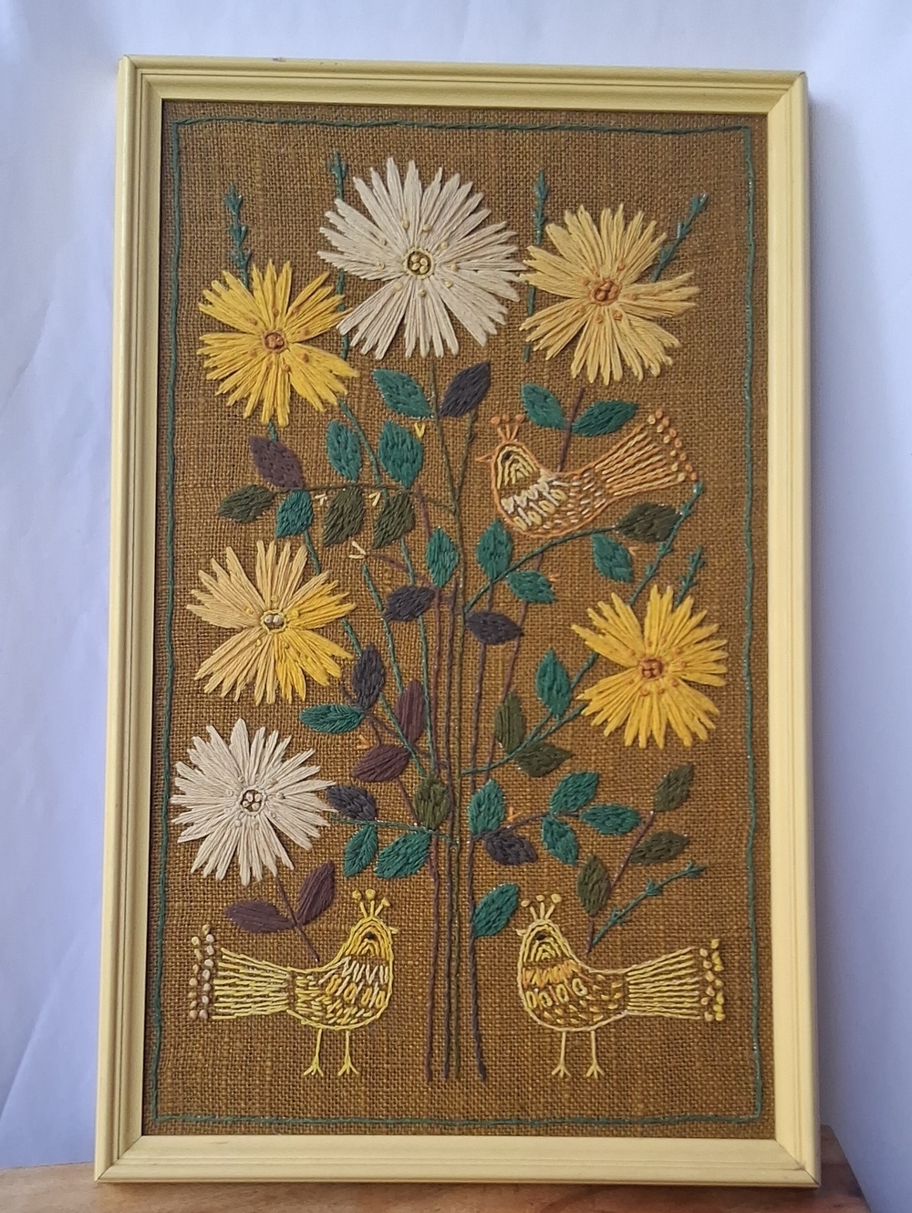 Vintage 1974 Crewel Embroidery Wall Hanging Daisies Handmade